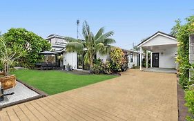 Sandy Toes Holiday Home Orewa